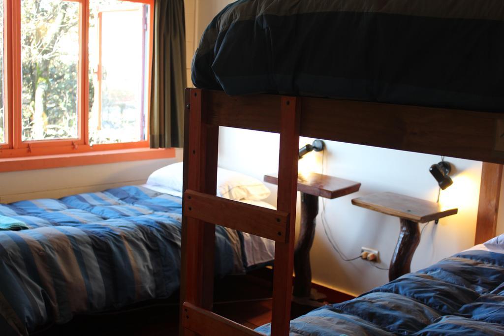 Hostal Casa Margouya Пуэрто-Варас Экстерьер фото