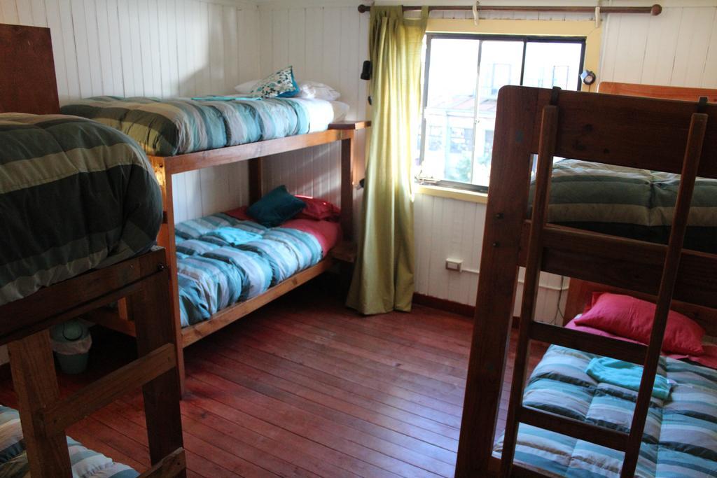 Hostal Casa Margouya Пуэрто-Варас Экстерьер фото